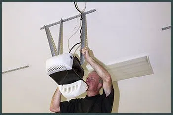 Two Guys Garage Doors Syosset, NY 516-268-7271 - serv-cont-open-gr-43m